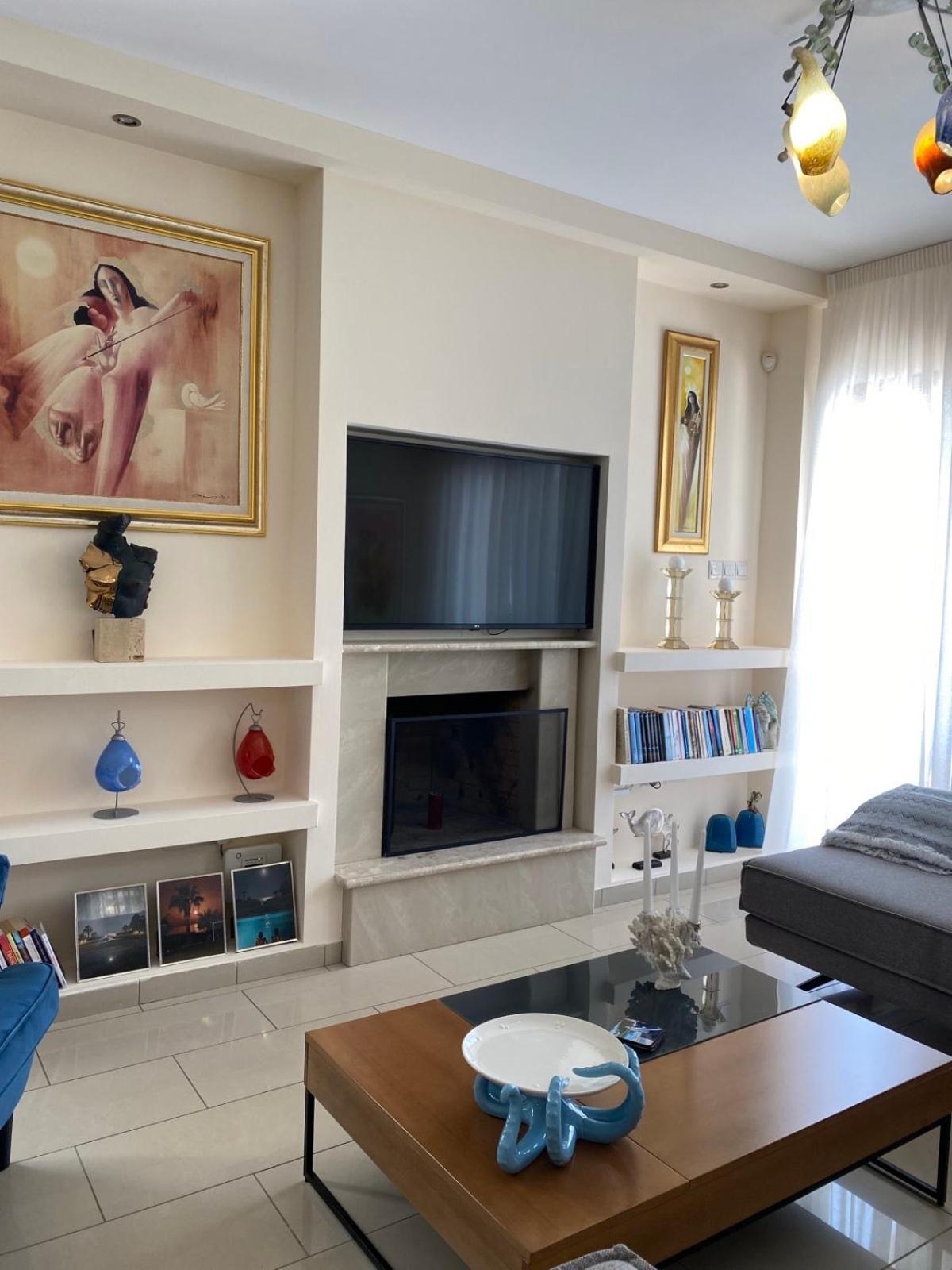 Ionion Beachfront Villa アヤナパ エクステリア 写真
