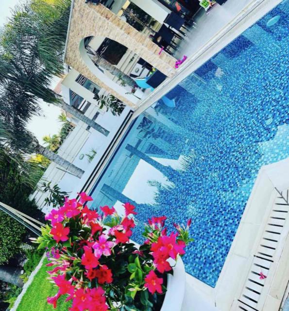 Ionion Beachfront Villa アヤナパ エクステリア 写真